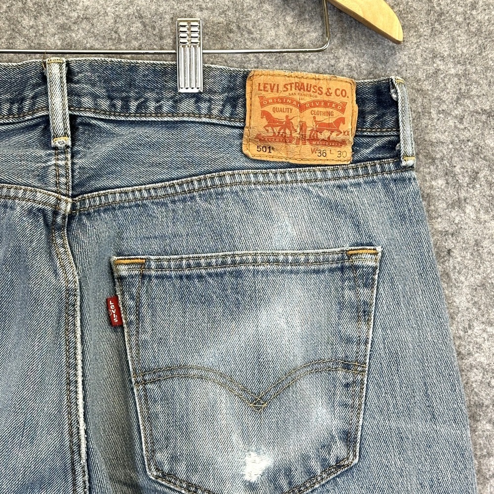 Levis 501 Jeans Mens 36x30 Light Blue Denim Straight Leg Button Fly Distressed - Picture 4 of 11